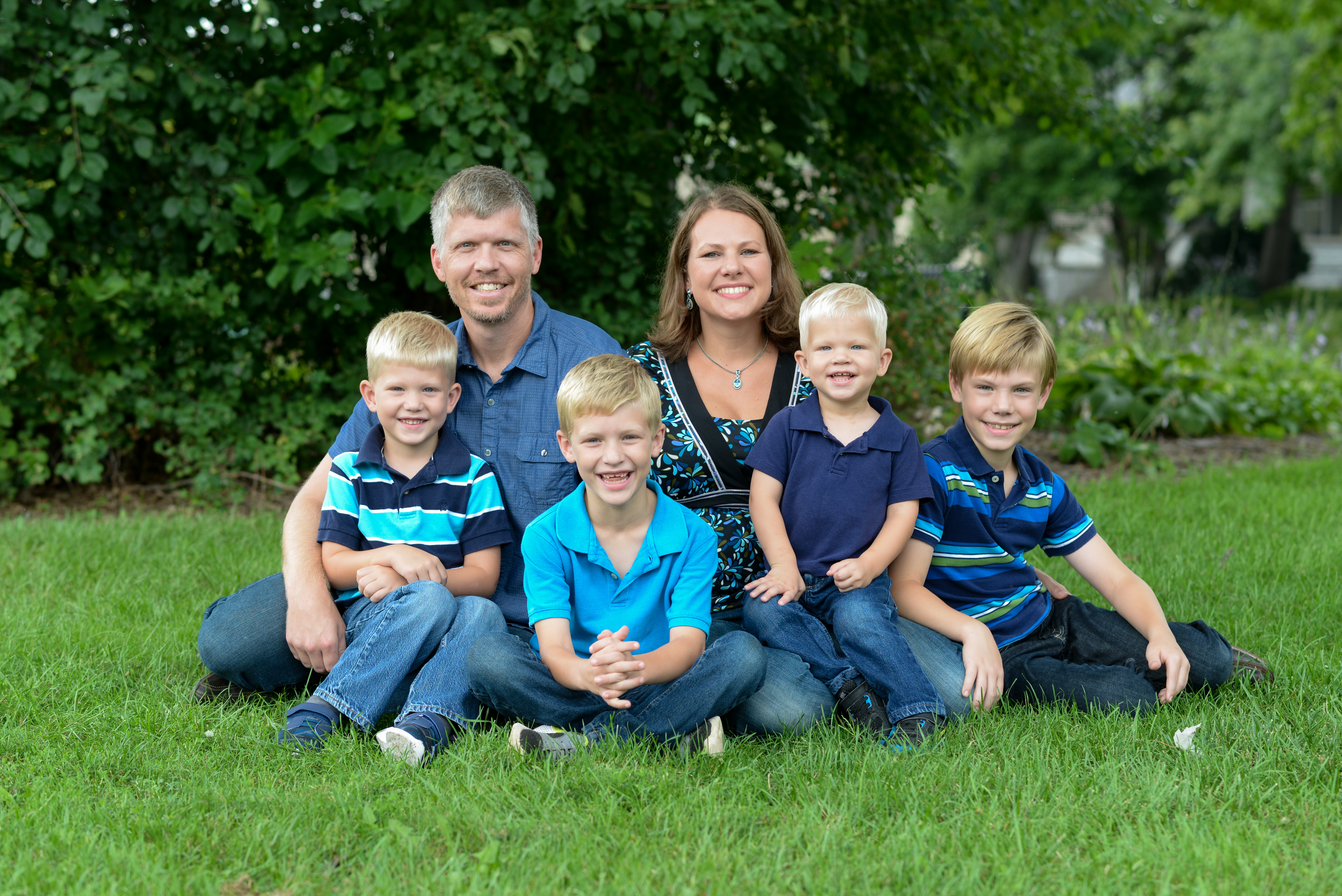 Meghan Cooley '99, Luke Cooley '00 and family