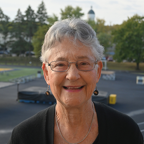 Carol LaHurd '68