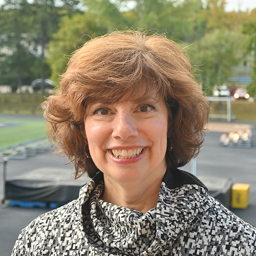 Kristi Moynihan '83