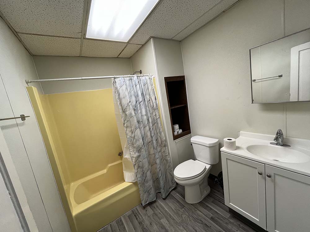 Bellman A bathroom