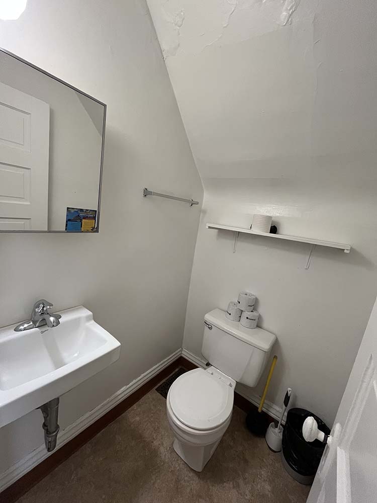 Bostad bathroom, third floor