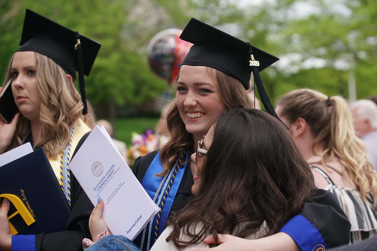 Commencement 2019 in photos, video Augustana College