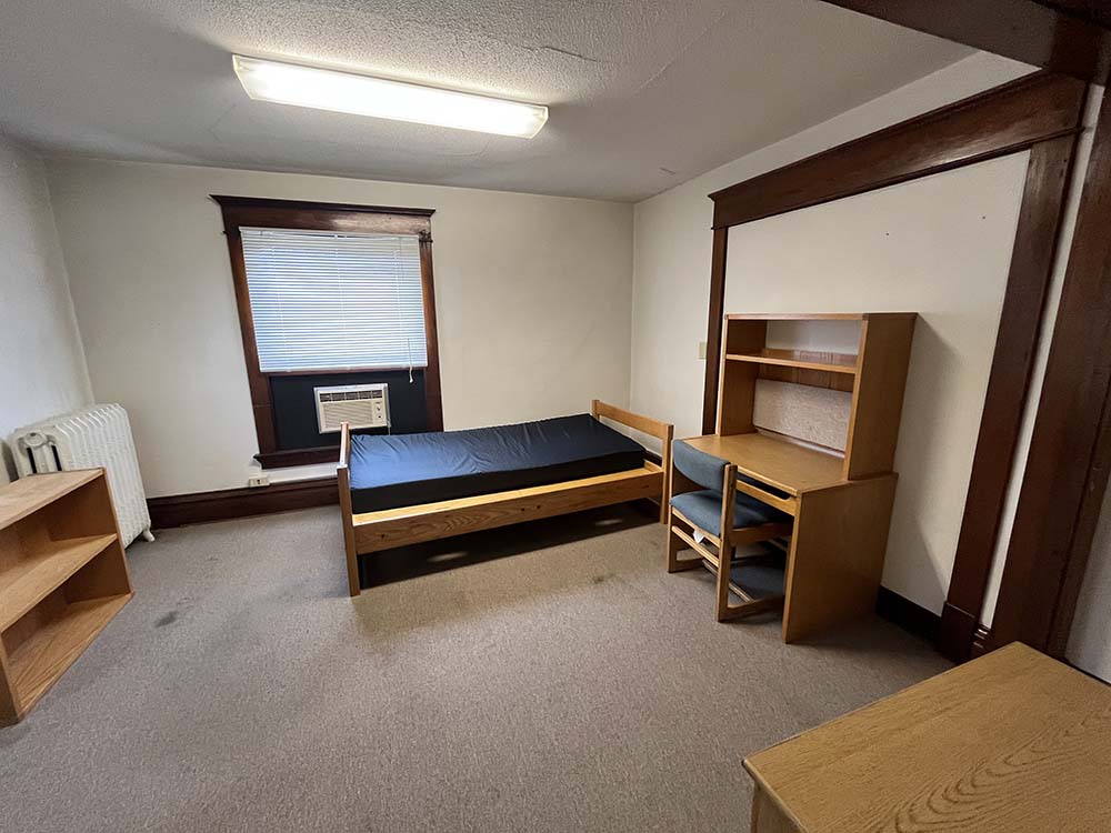 Hansen bedroom 2