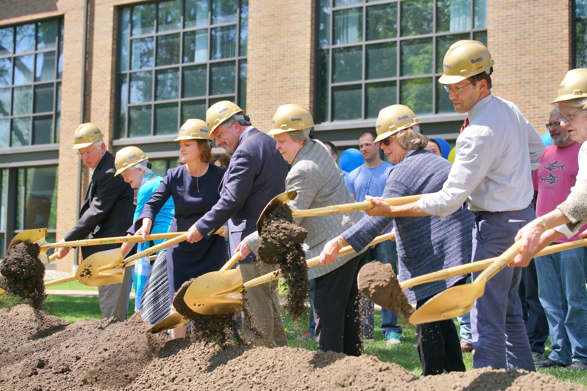 Hanson Groundbreaking 10