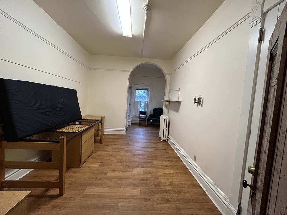 House on the Hill, apartment 304