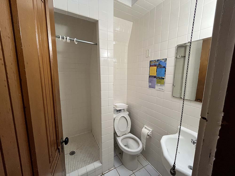 House on the Hill, third floor bathroom 2