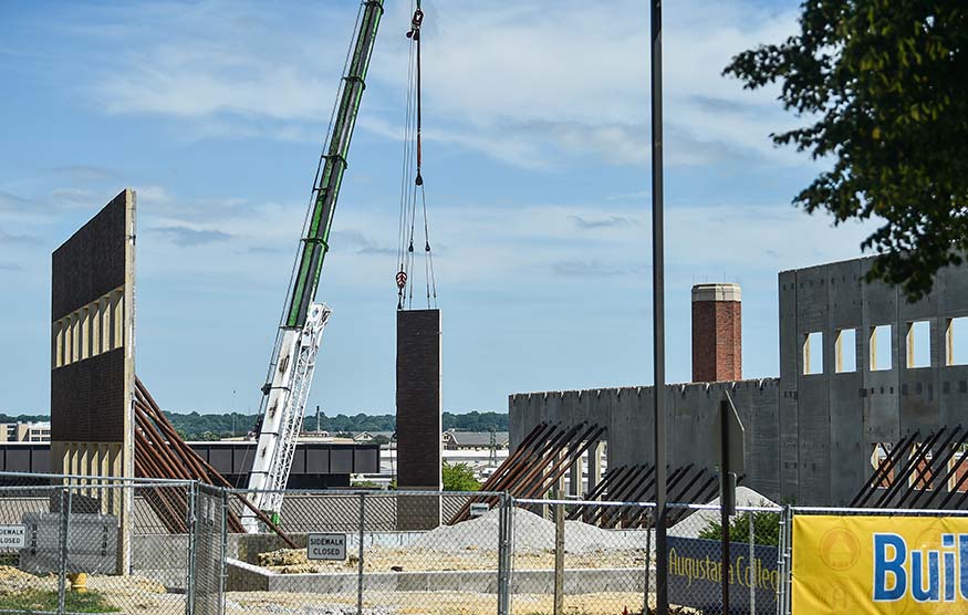 Lindberg Center construction on schedule | Augustana College