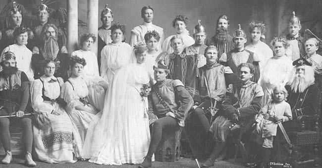 Members of the Phrenokosmian Society dressed in traditional Swedish costumes to perform Fritiof's Saga on April 14, 1905.