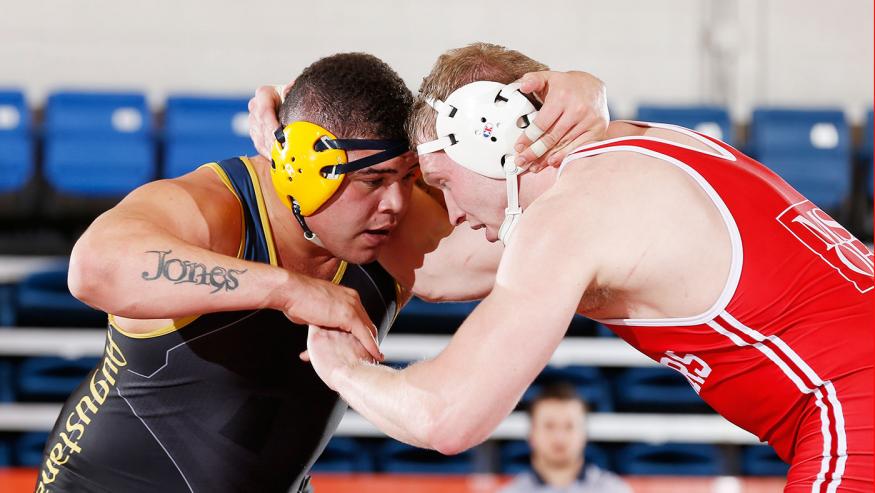 Wrestler Finds Success On And Off The Mat Augustana College